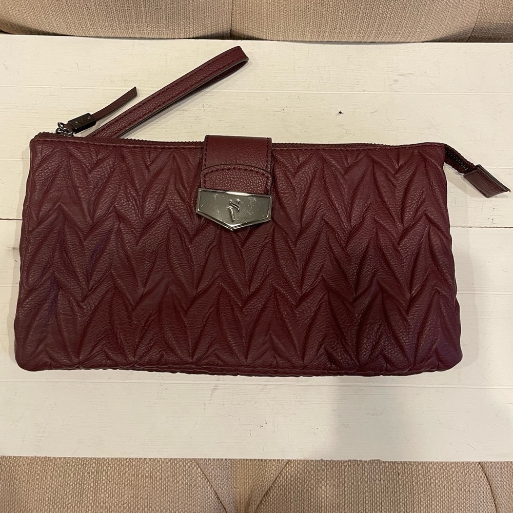 simply Vera Vera Wang Tailor Ruched Clutch